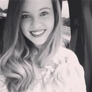 Meet your Posher, Tiffany